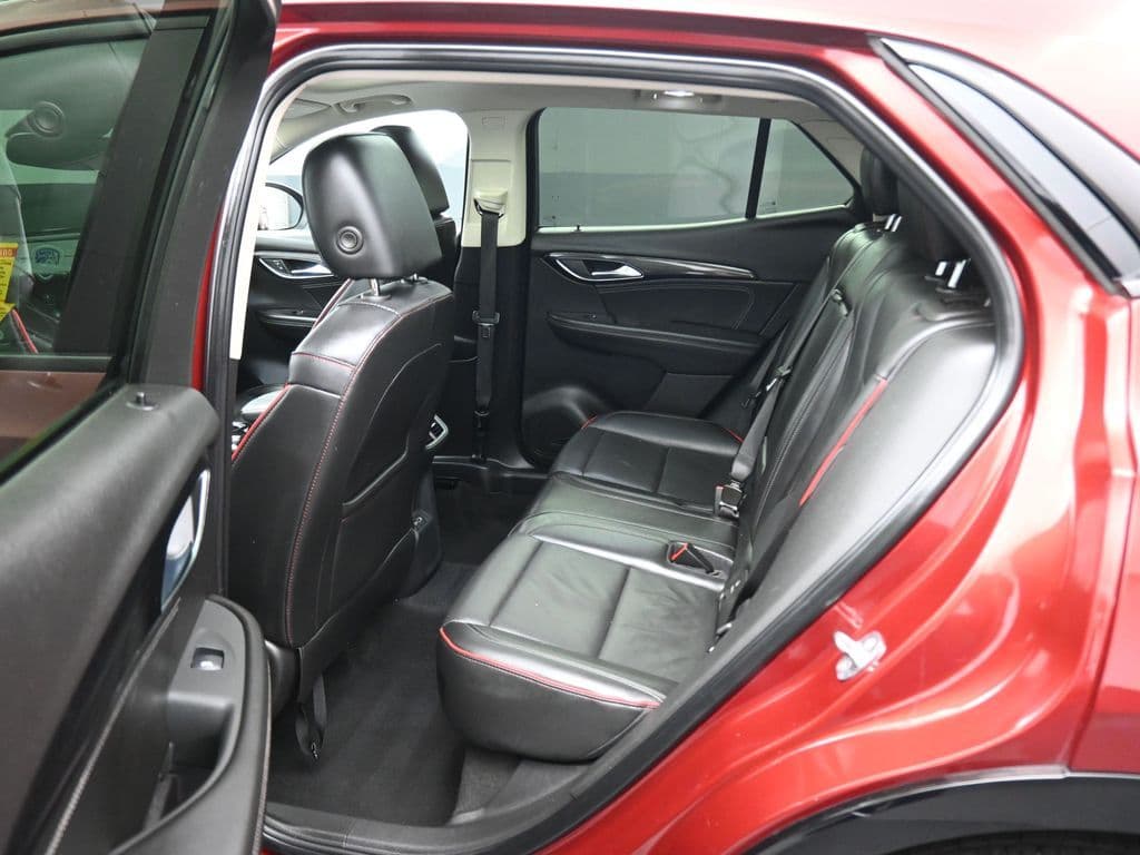 2023 Buick Envision Essence, photo 31 of 62