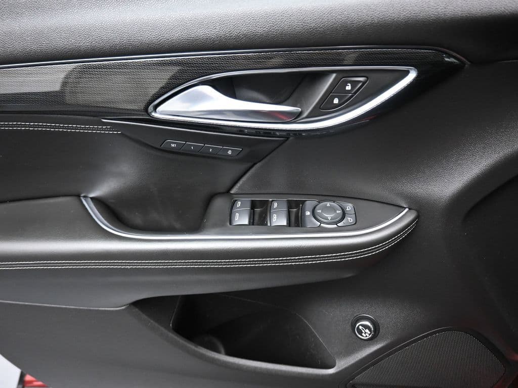 2023 Buick Envision Essence, photo 10 of 62
