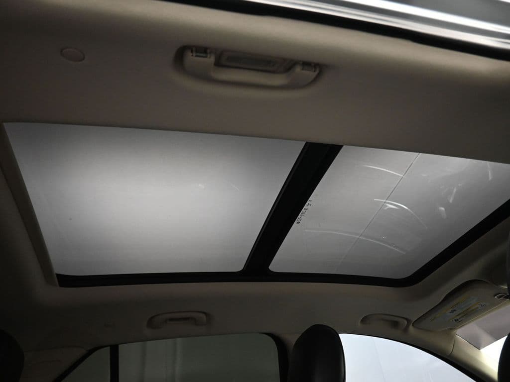 2021 Buick Envision Essence, photo 38 of 63