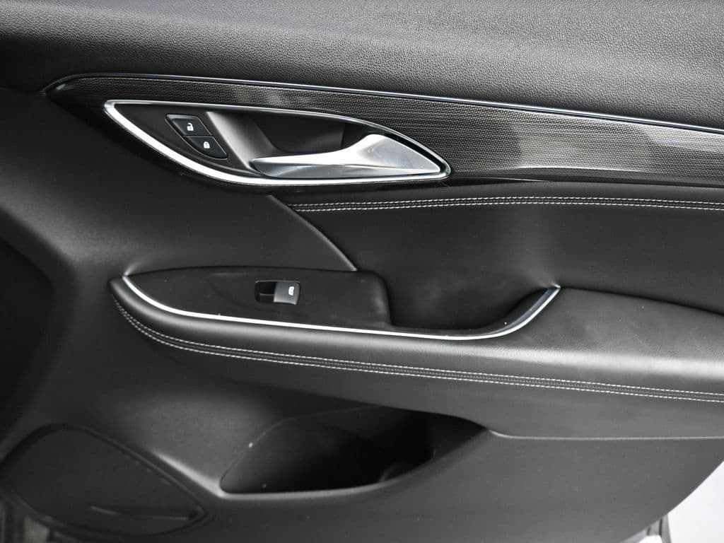 2021 Buick Envision Essence, photo 40 of 63