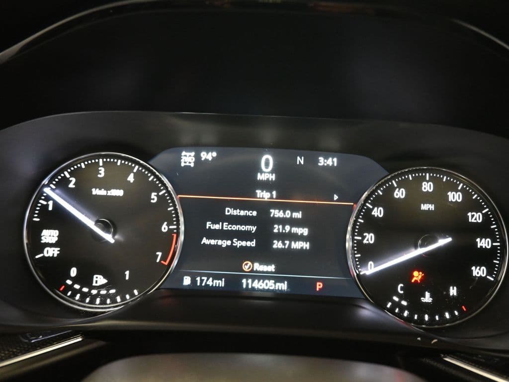 2021 Buick Envision Essence, photo 16 of 63