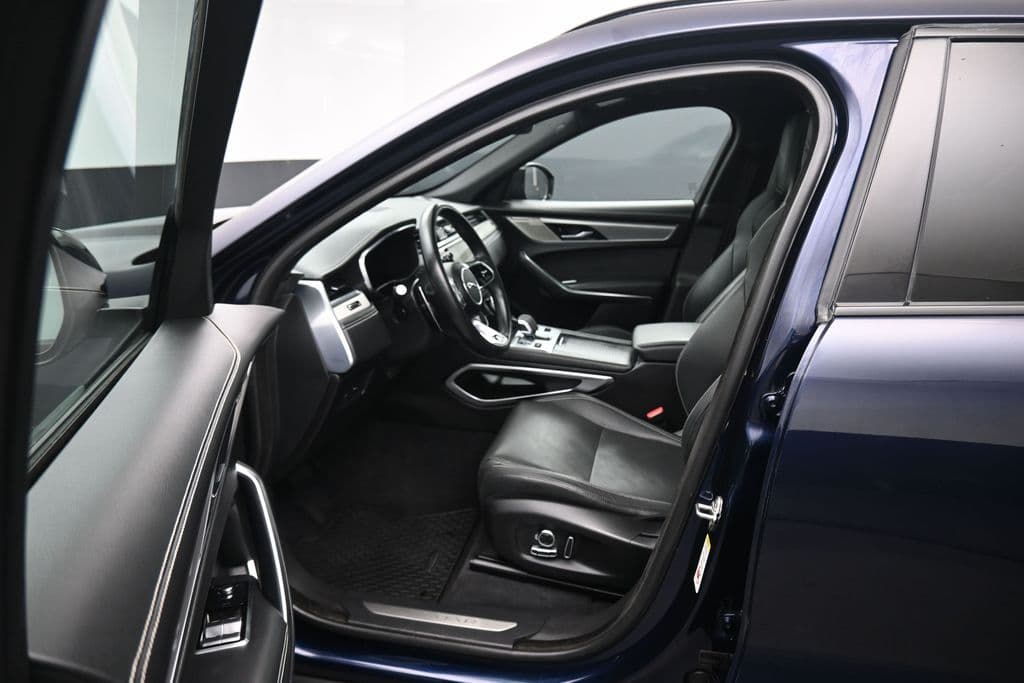 2024 Jaguar F-PACE P250 R-Dynamic S, photo 12 of 61