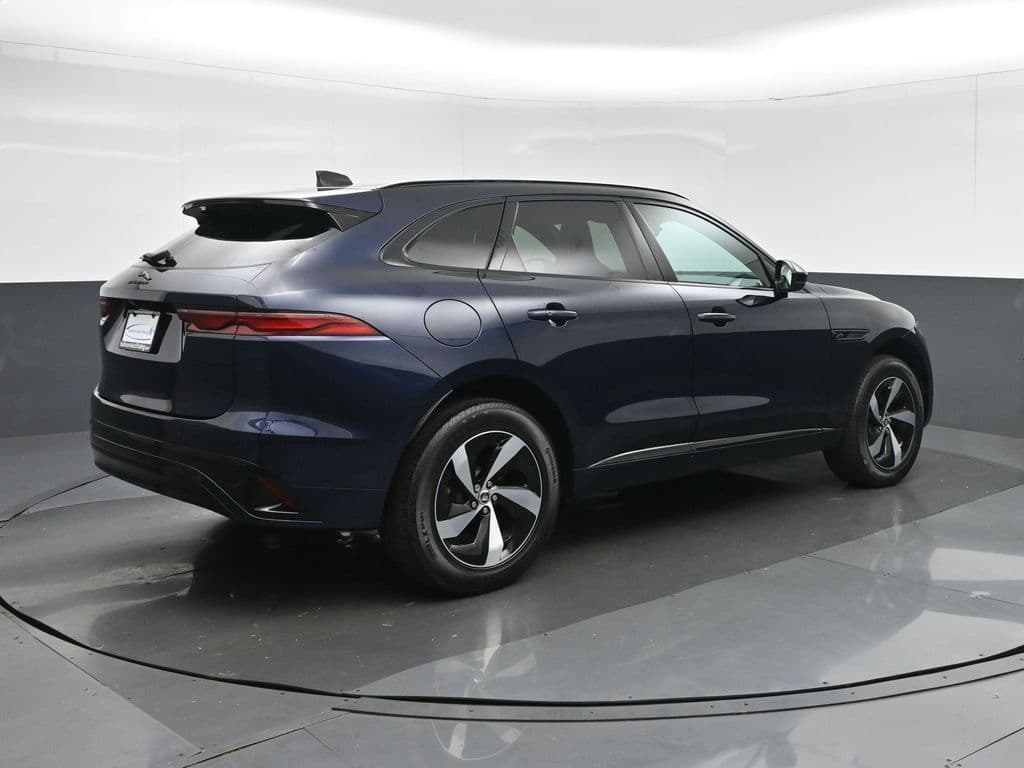 2024 Jaguar F-PACE P250 R-Dynamic S, photo 7 of 61