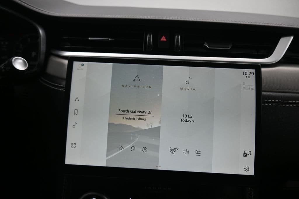 2024 Jaguar F-PACE P250 R-Dynamic S, photo 17 of 61