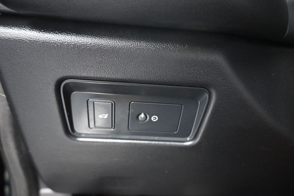 2024 Jaguar F-PACE P250 R-Dynamic S, photo 26 of 61