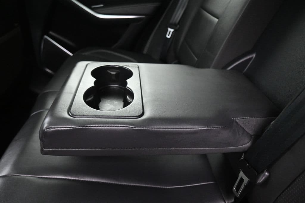 2024 Jaguar F-PACE P250 R-Dynamic S, photo 32 of 61