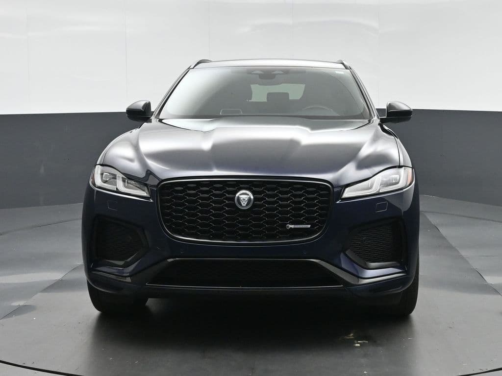 2024 Jaguar F-PACE P250 R-Dynamic S, photo 2 of 61