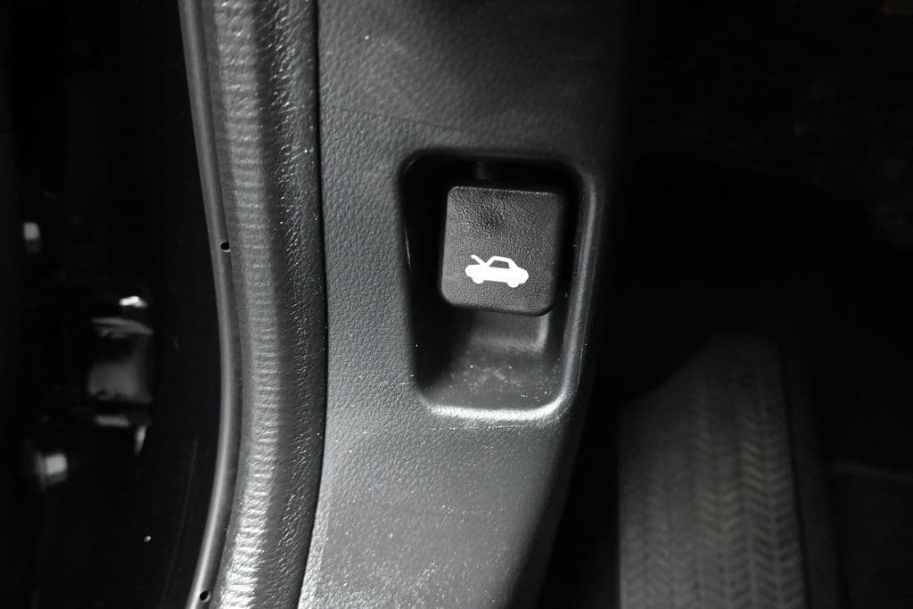 2020 Honda Civic LX, photo 25 of 54