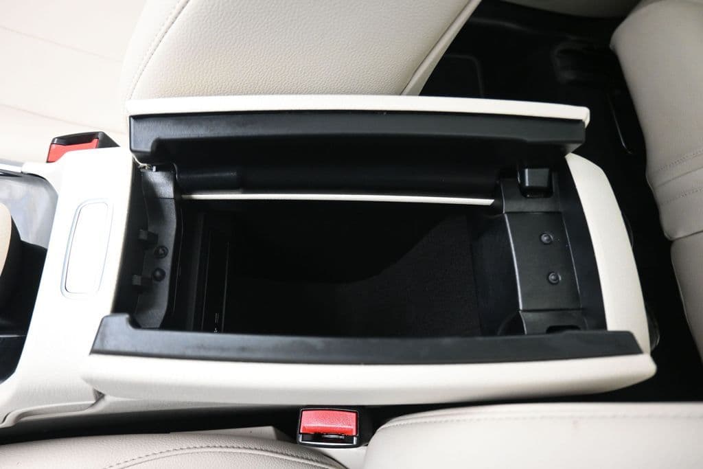 2022 Mercedes-Benz GLB GLB 250 4MATIC®, photo 31 of 73