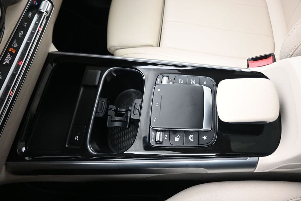 2022 Mercedes-Benz GLB GLB 250 4MATIC®, photo 30 of 73