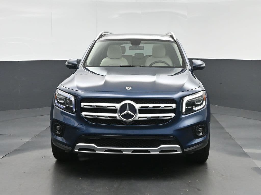 2022 Mercedes-Benz GLB GLB 250 4MATIC®, photo 2 of 73