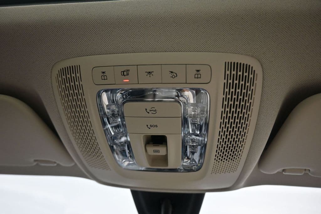 2022 Mercedes-Benz GLB GLB 250 4MATIC®, photo 32 of 73
