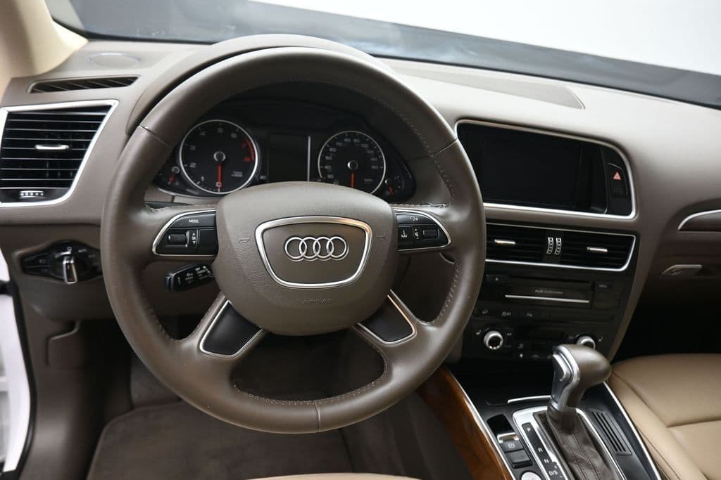 2017 Audi Q5 2.0T Premium Plus quattro, photo 15 of 64