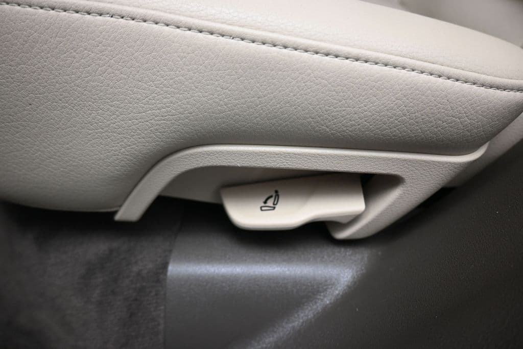 2017 Audi Q5 2.0T Premium Plus quattro, photo 31 of 64