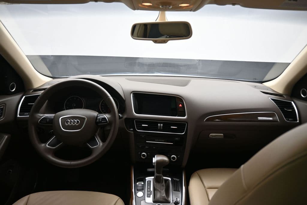 2017 Audi Q5 2.0T Premium Plus quattro, photo 38 of 64