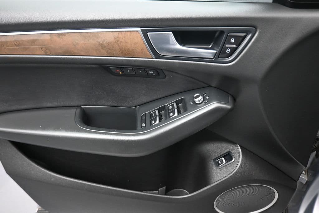 2016 Audi Q5 2.0T Premium Plus quattro, photo 10 of 62