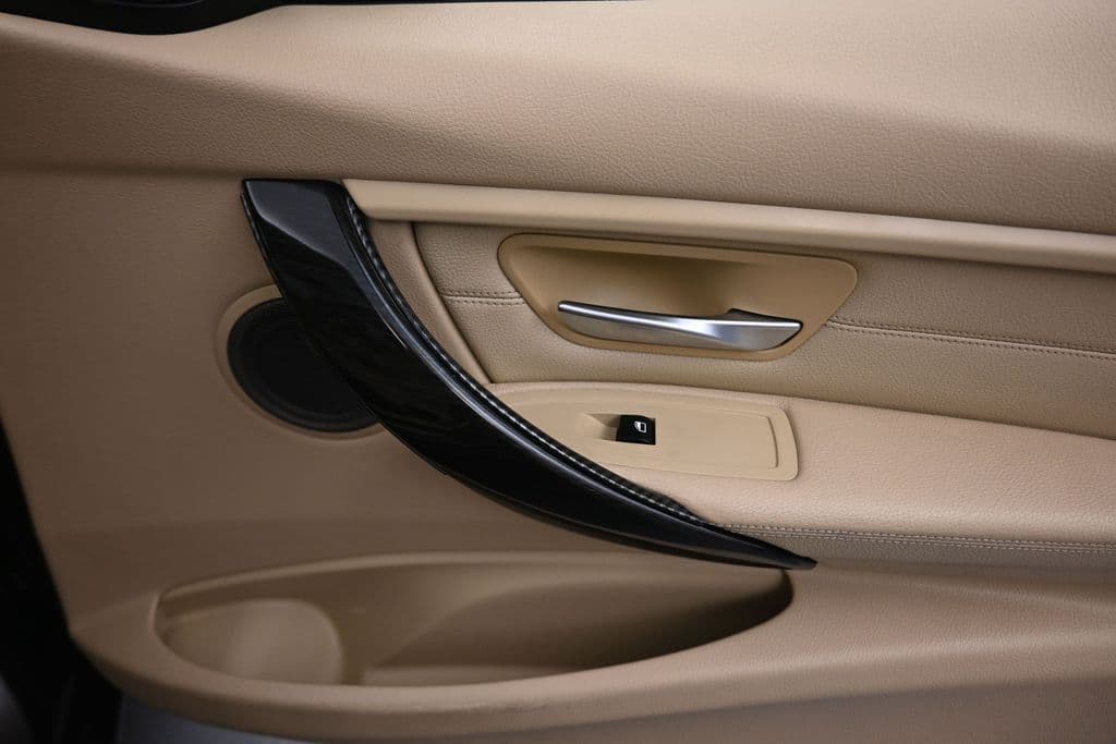 2015 BMW 3 Series 328i xDrive, photo 41 of 59