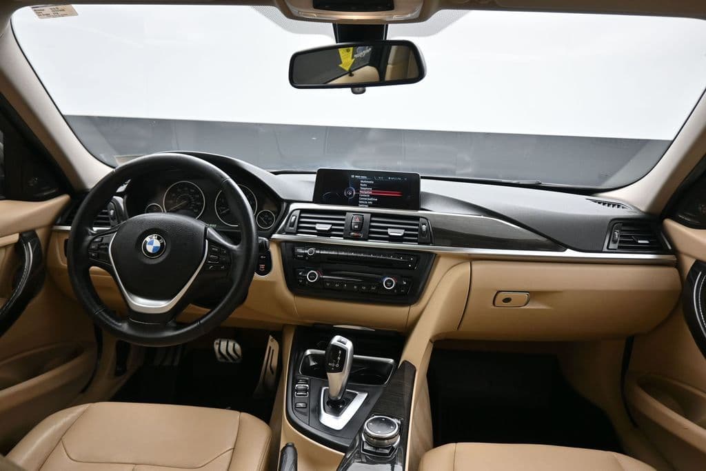 2015 BMW 3 Series 328i xDrive, photo 38 of 59