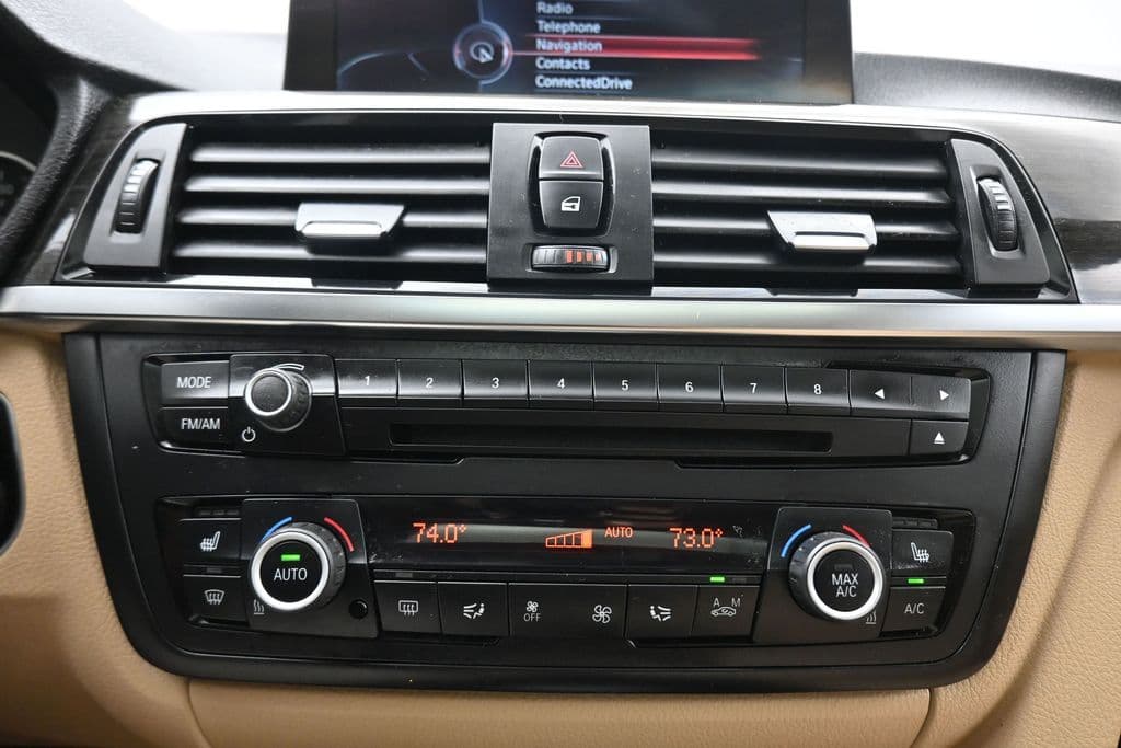 2015 BMW 3 Series 328i xDrive, photo 19 of 59