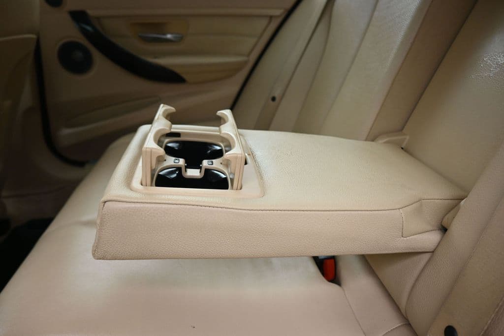 2015 BMW 3 Series 328i xDrive, photo 33 of 59