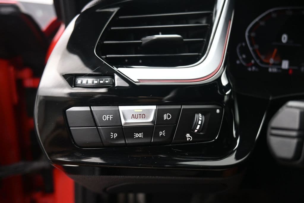 2020 BMW Z4 sDrive30i, photo 27 of 49