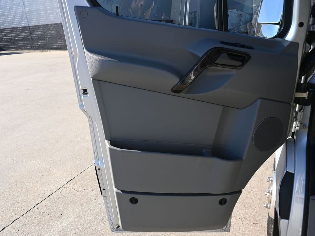 2014 Mercedes-Benz Sprinter 3500 Cargo 170 WB High Roof, photo 2 of 70