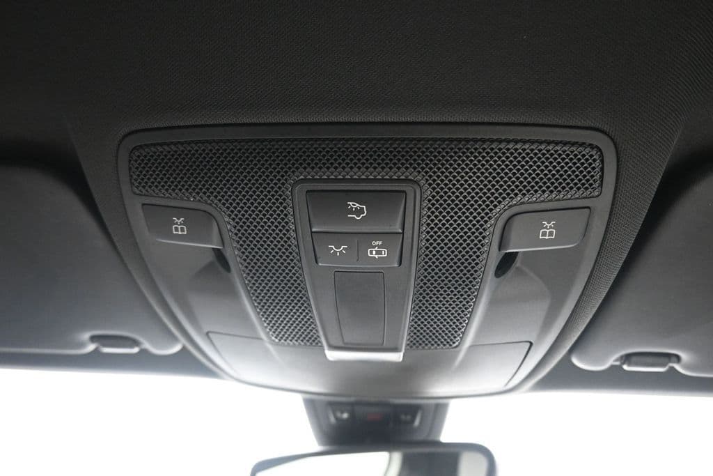 2016 Mercedes-Benz GLA GLA 250, photo 25 of 58