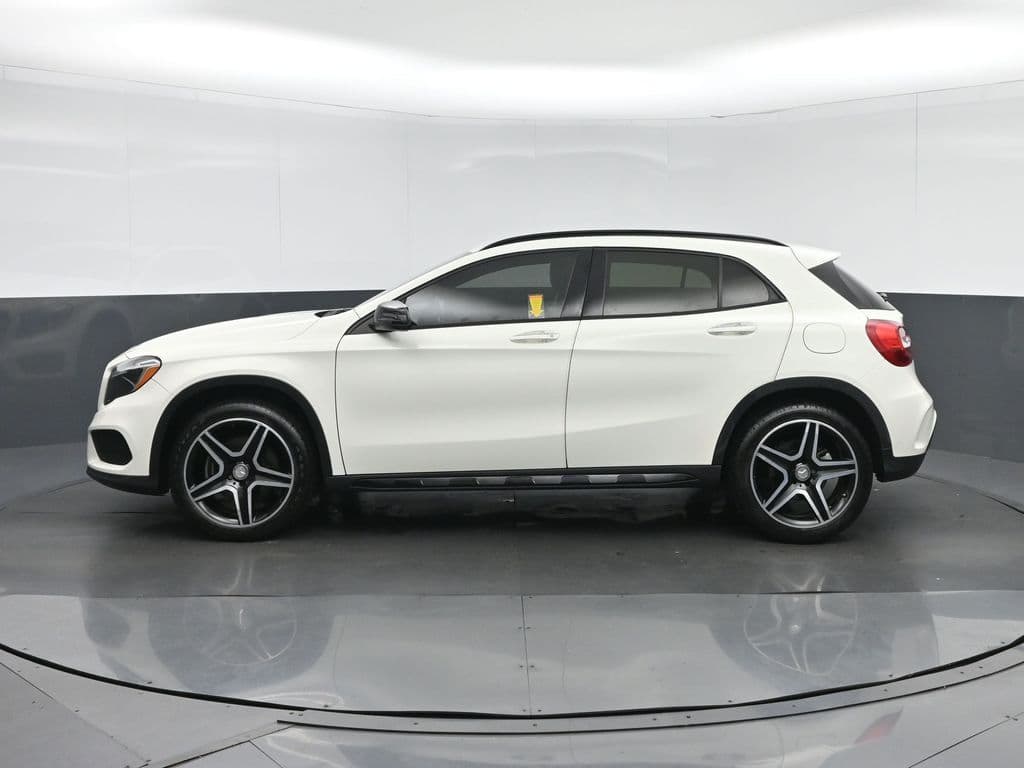 2016 Mercedes-Benz GLA GLA 250, photo 4 of 58