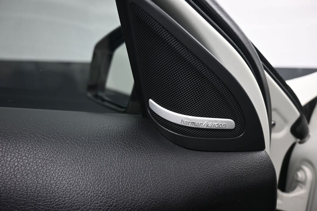 2016 Mercedes-Benz GLA GLA 250, photo 12 of 58