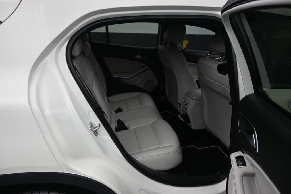 2016 Mercedes-Benz GLA GLA 250, photo 36 of 58