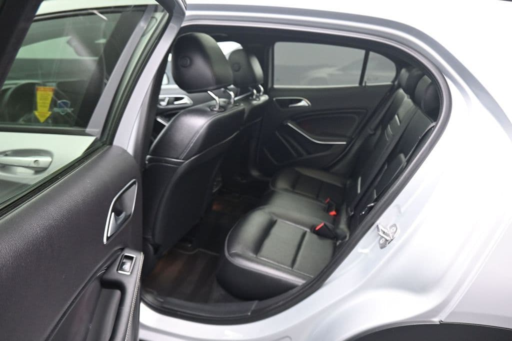 2020 Mercedes-Benz GLA GLA 250 4MATIC®, photo 32 of 58