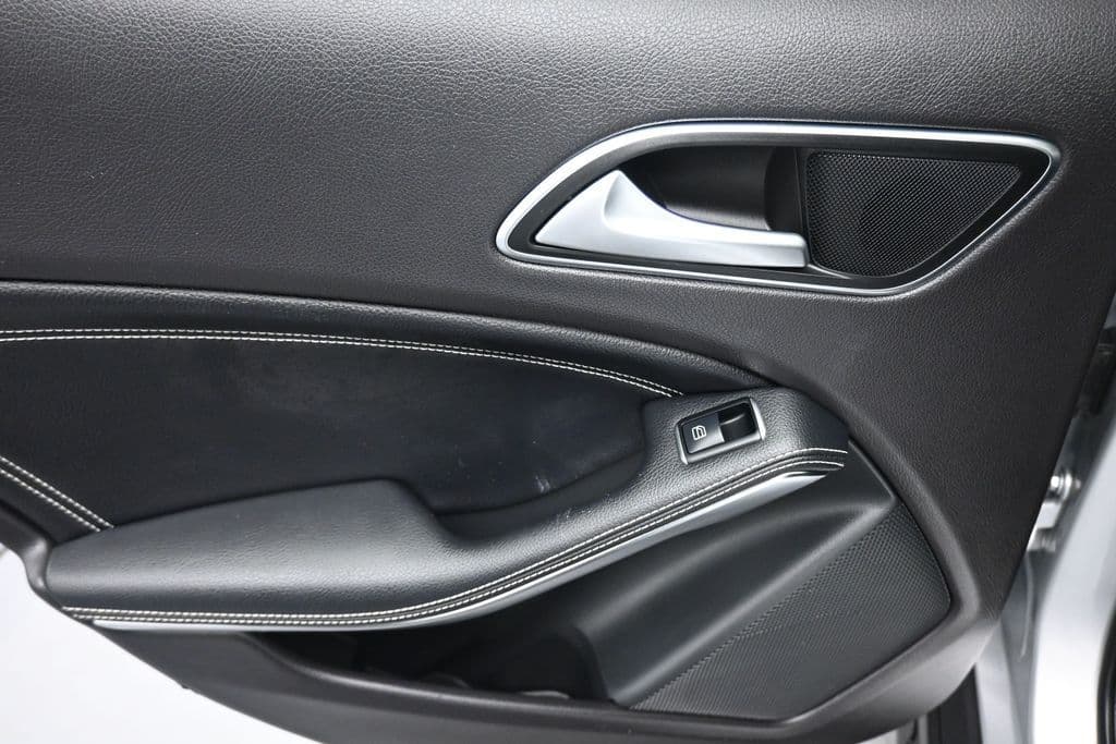 2020 Mercedes-Benz GLA GLA 250 4MATIC®, photo 31 of 58