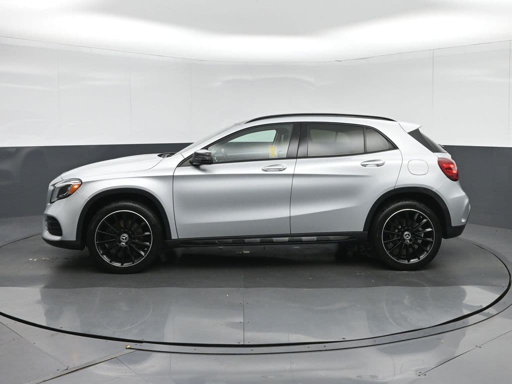 2020 Mercedes-Benz GLA GLA 250 4MATIC®, photo 4 of 58