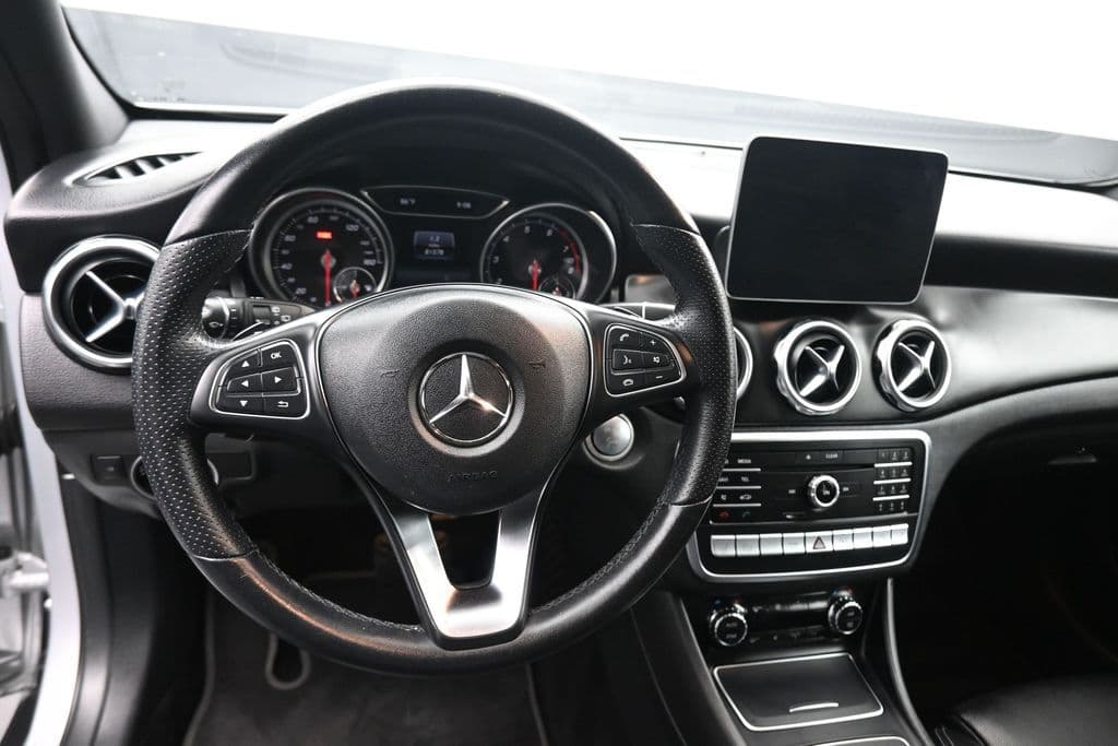 2020 Mercedes-Benz GLA GLA 250 4MATIC®, photo 14 of 58