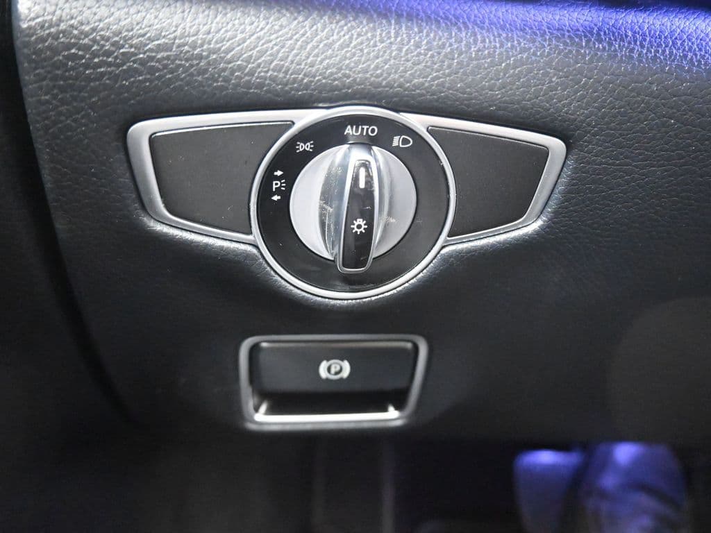 2016 Mercedes-Benz S-Class S 550 4MATIC®, photo 31 of 63