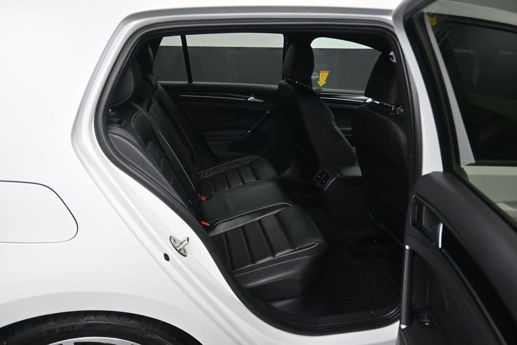 2019 Volkswagen Golf R DCC & Navigation 4Motion, photo 36 of 57