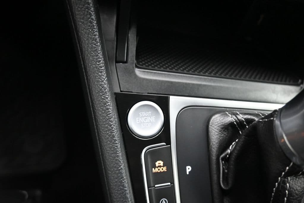 2019 Volkswagen Golf R DCC & Navigation 4Motion, photo 22 of 57