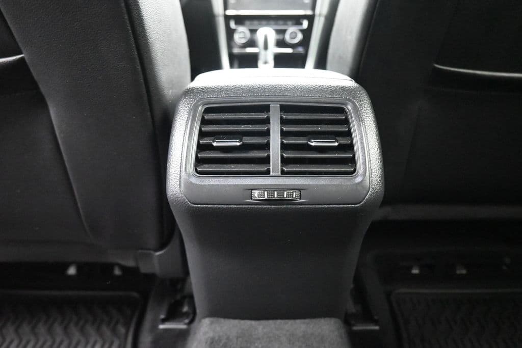 2019 Volkswagen Golf R DCC & Navigation 4Motion, photo 33 of 57