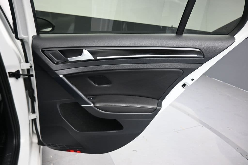 2019 Volkswagen Golf R DCC & Navigation 4Motion, photo 34 of 57