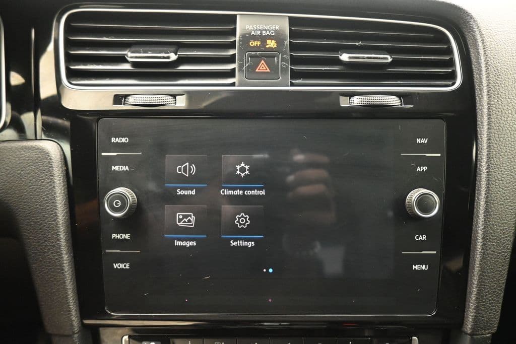 2019 Volkswagen Golf R DCC & Navigation 4Motion, photo 17 of 57