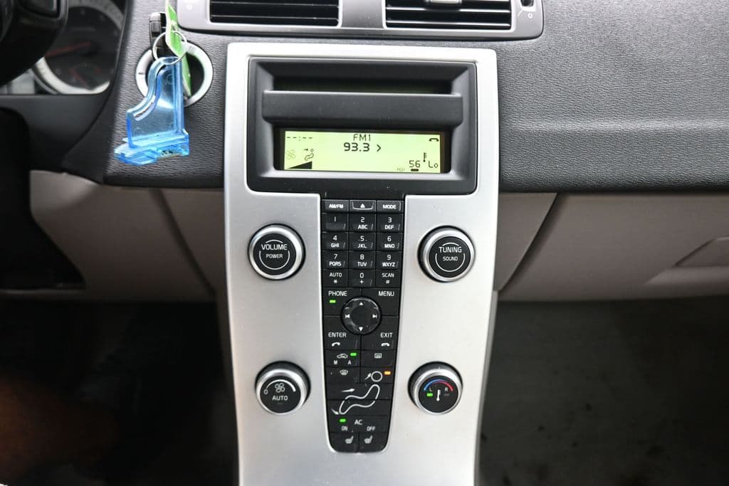 2011 Volvo C70 T5, photo 17 of 49