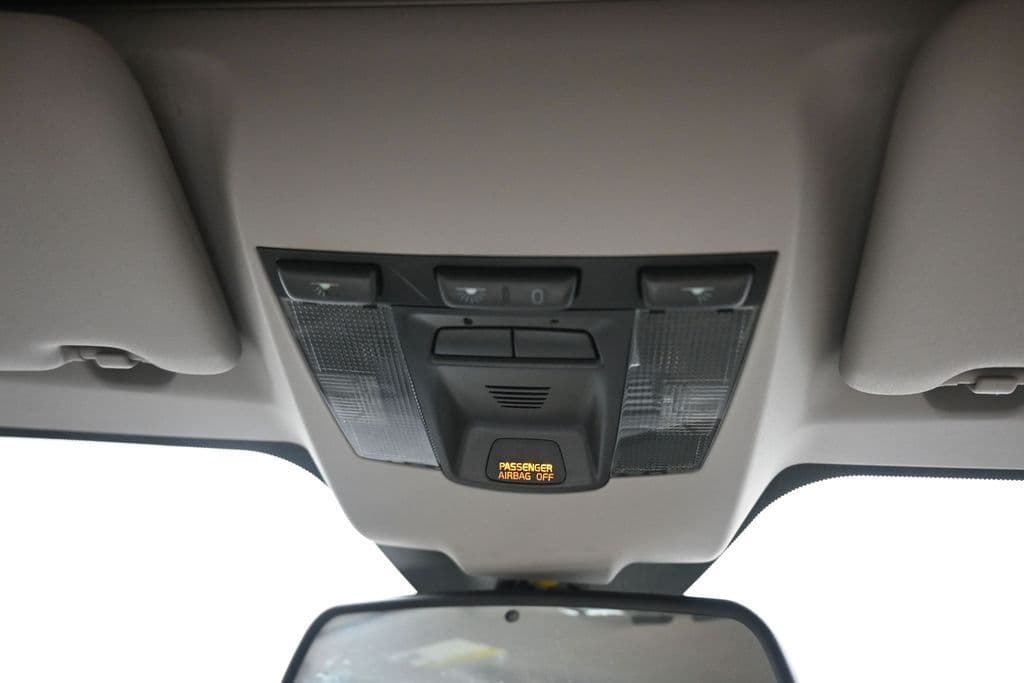 2011 Volvo C70 T5, photo 20 of 49