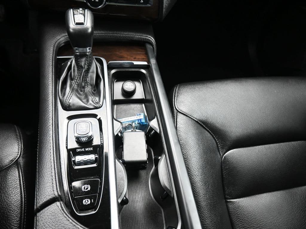 2019 Volvo XC90 T6 Momentum, photo 16 of 59