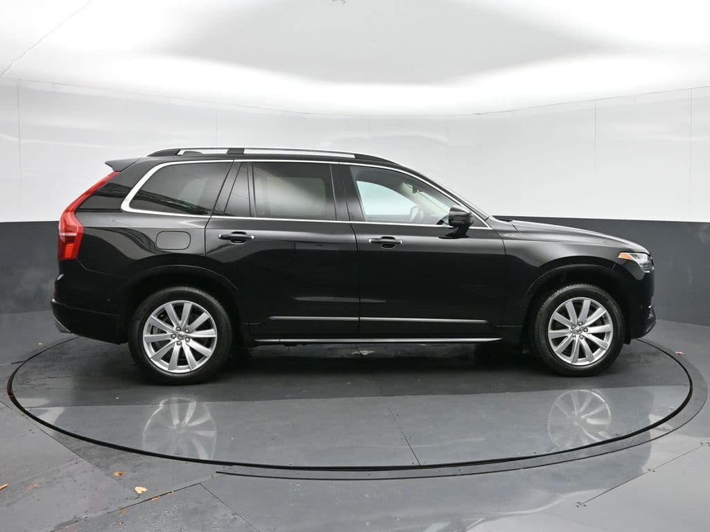 2019 Volvo XC90 T6 Momentum, photo 8 of 59
