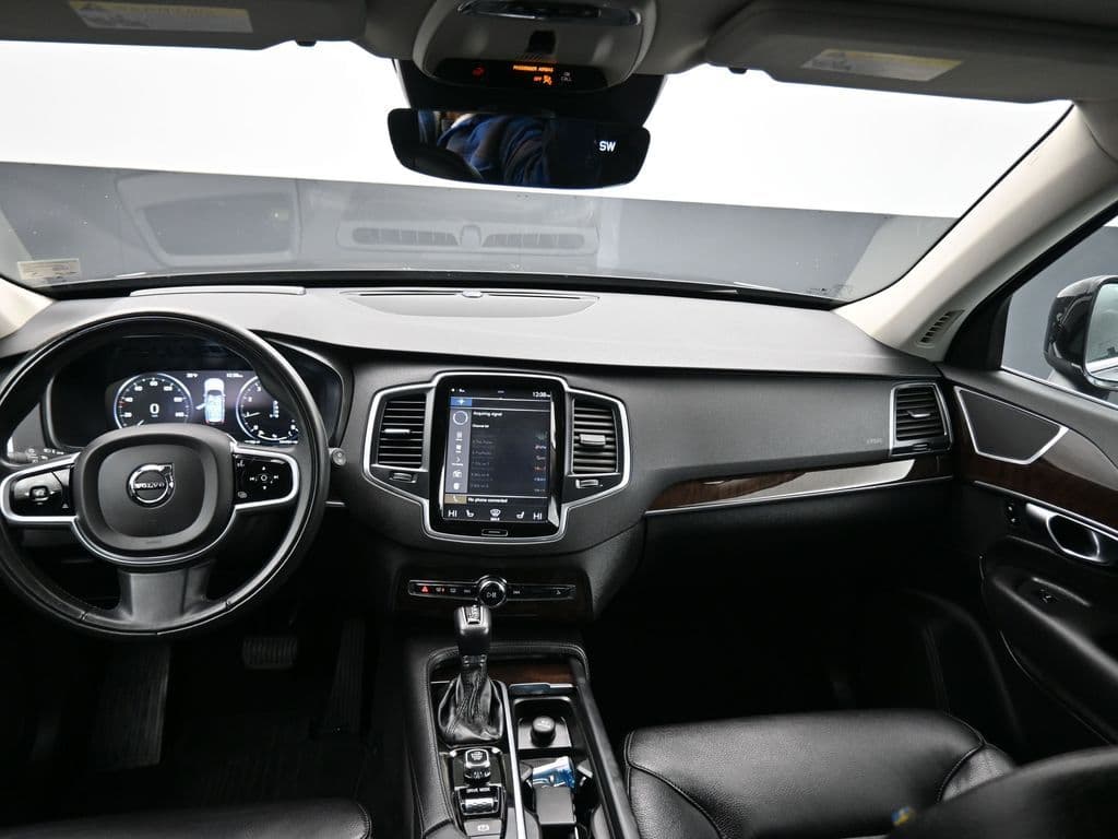 2019 Volvo XC90 T6 Momentum, photo 24 of 59
