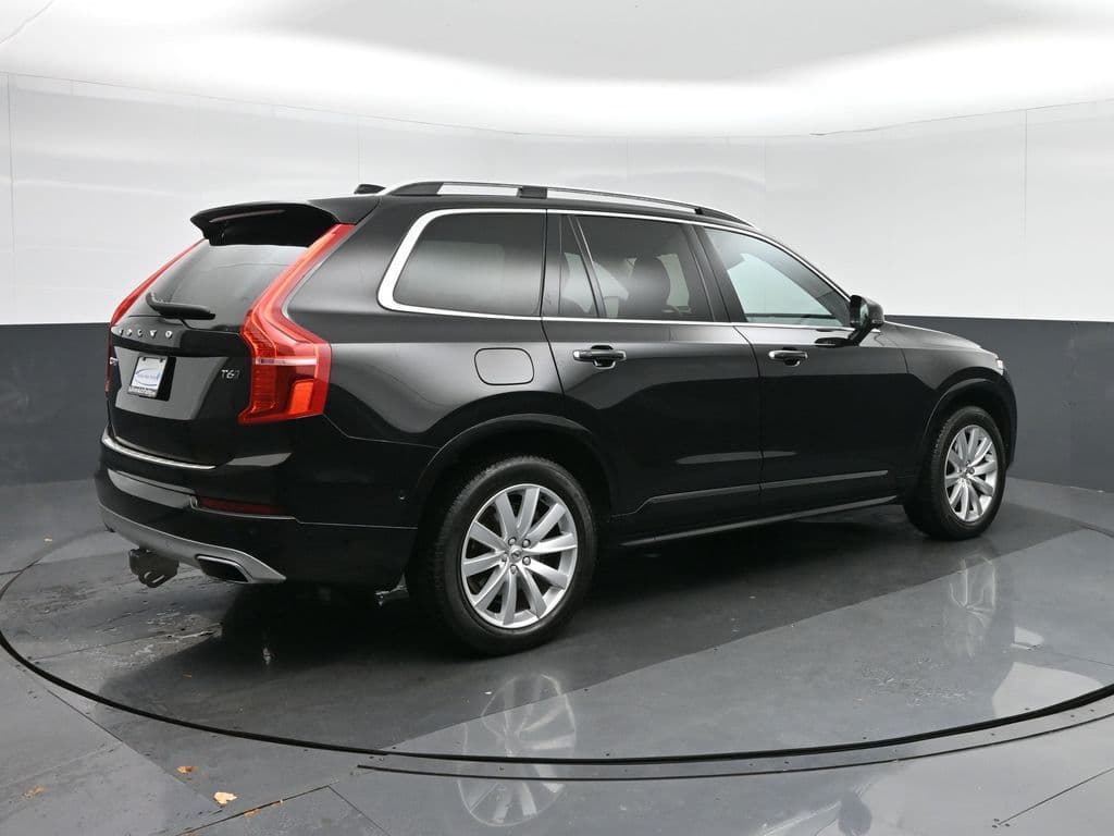 2019 Volvo XC90 T6 Momentum, photo 7 of 59
