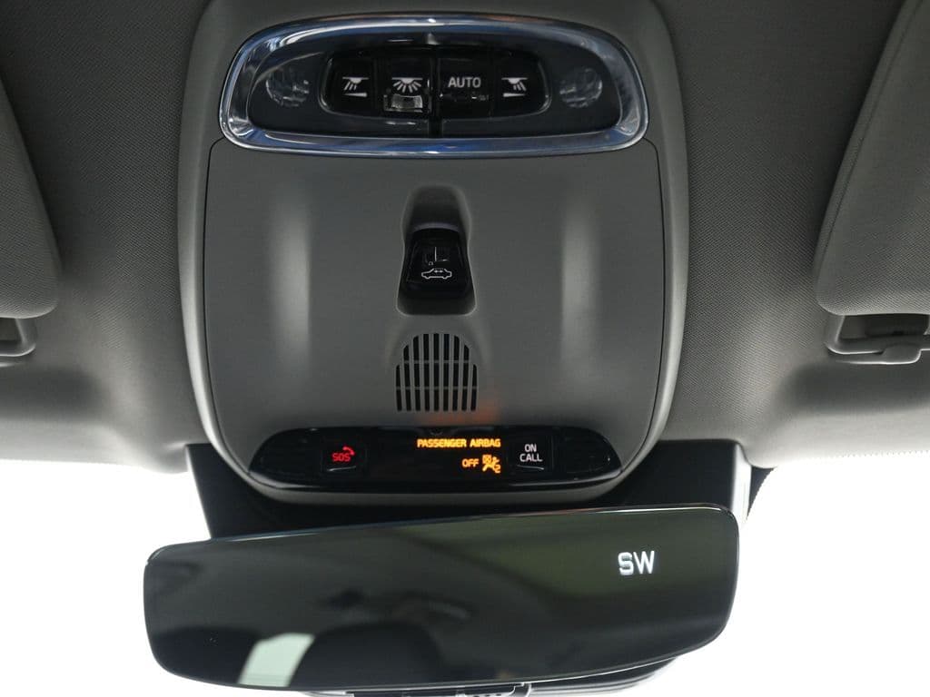 2019 Volvo XC90 T6 Momentum, photo 18 of 59
