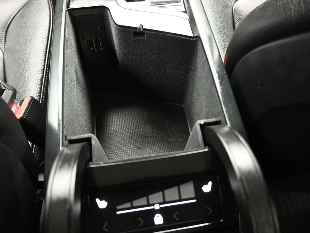 2019 Volvo XC90 T6 Momentum, photo 25 of 59