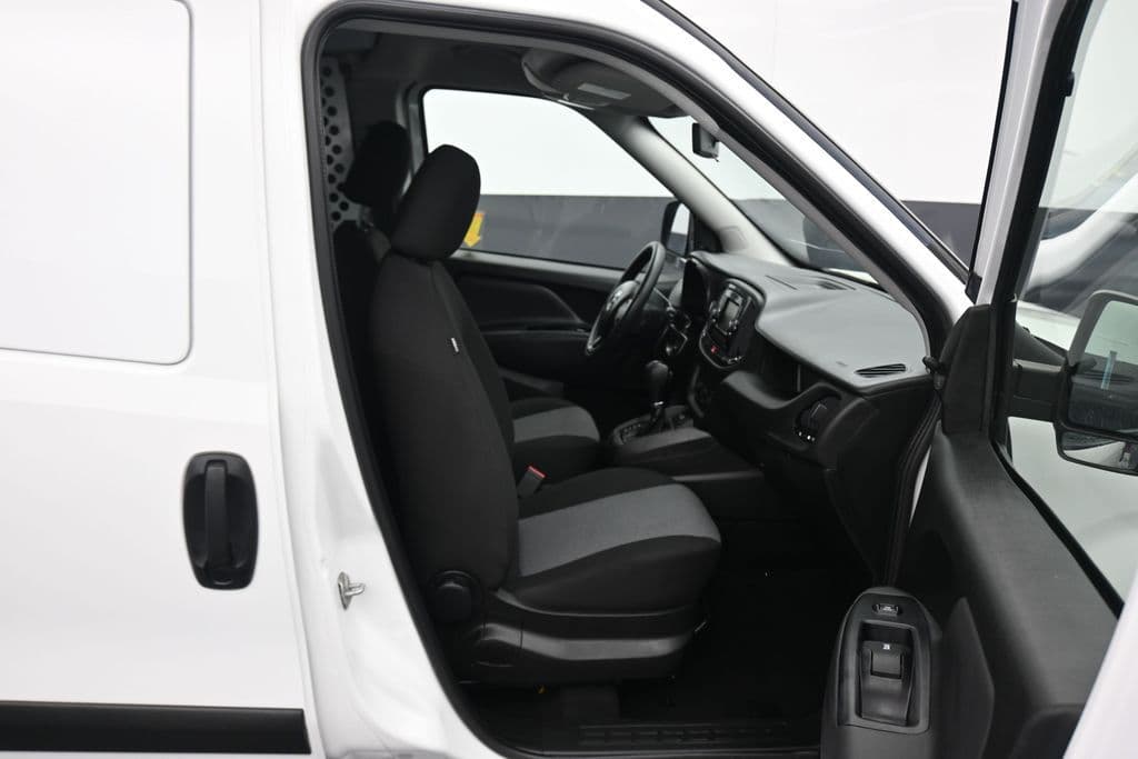 2021 RAM ProMaster City Tradesman, photo 23 of 42
