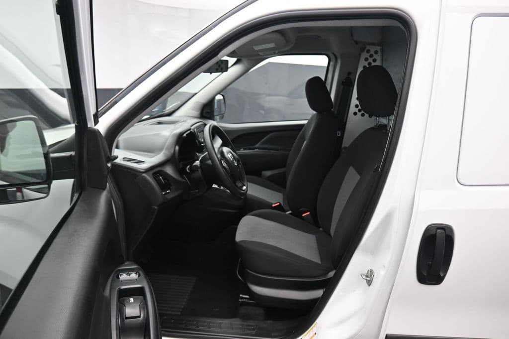 2021 RAM ProMaster City Tradesman, photo 11 of 42